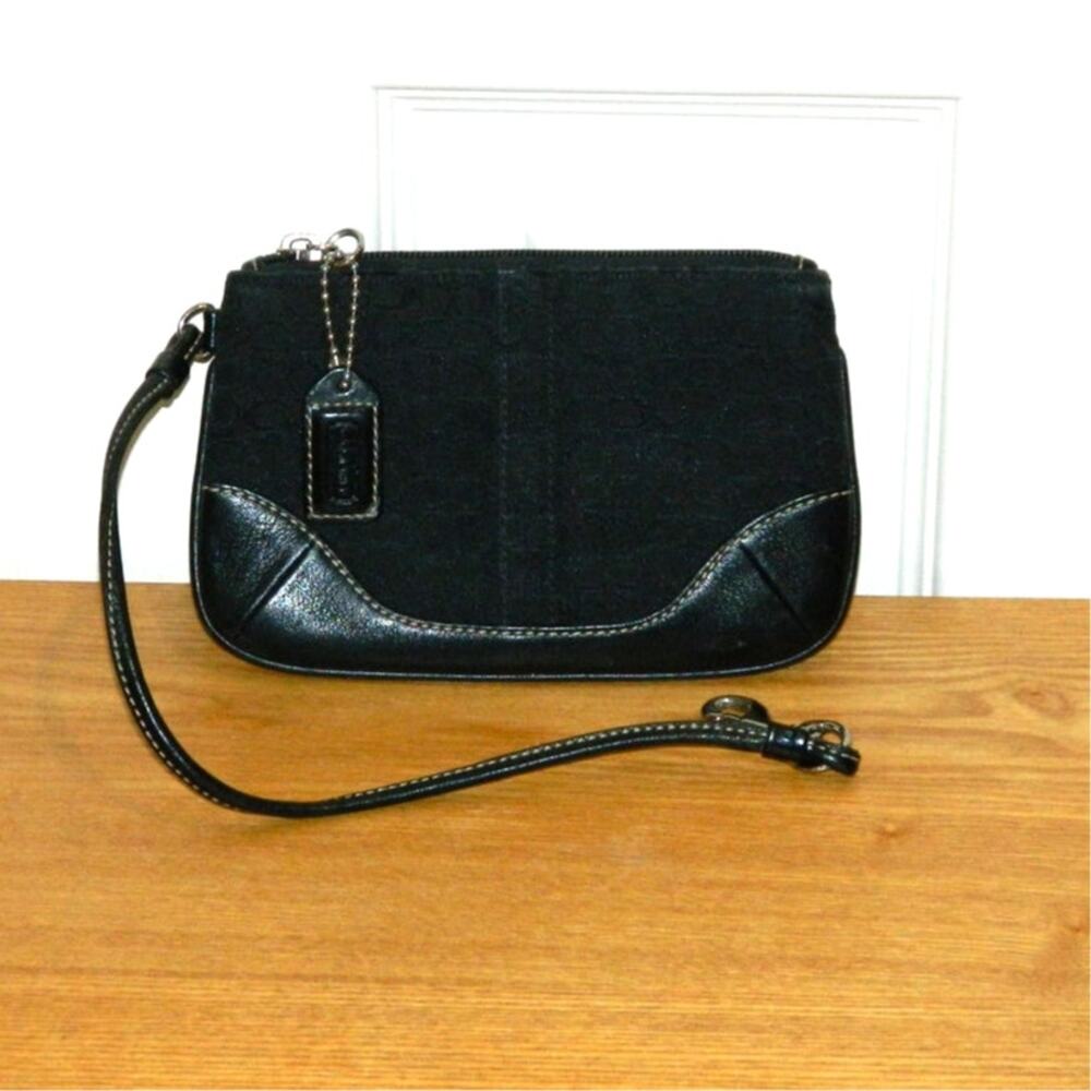 Coach Coin Purse Signature Logo black wristlet